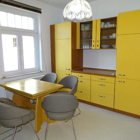 Exklusive Fuer 5 Personen Ca 100 M Im Eg *