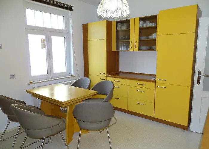 Exklusive Fuer 5 Personen Ca 100 M Im Eg *