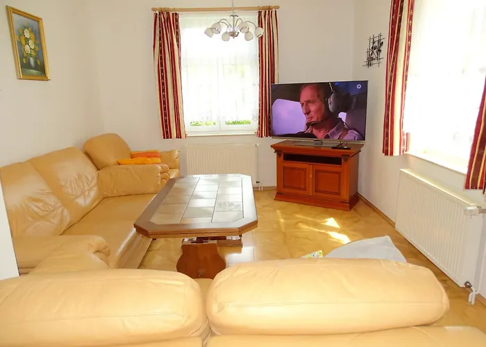 Exklusive Fuer 5 Personen Ca 100 M Im Eg Daire